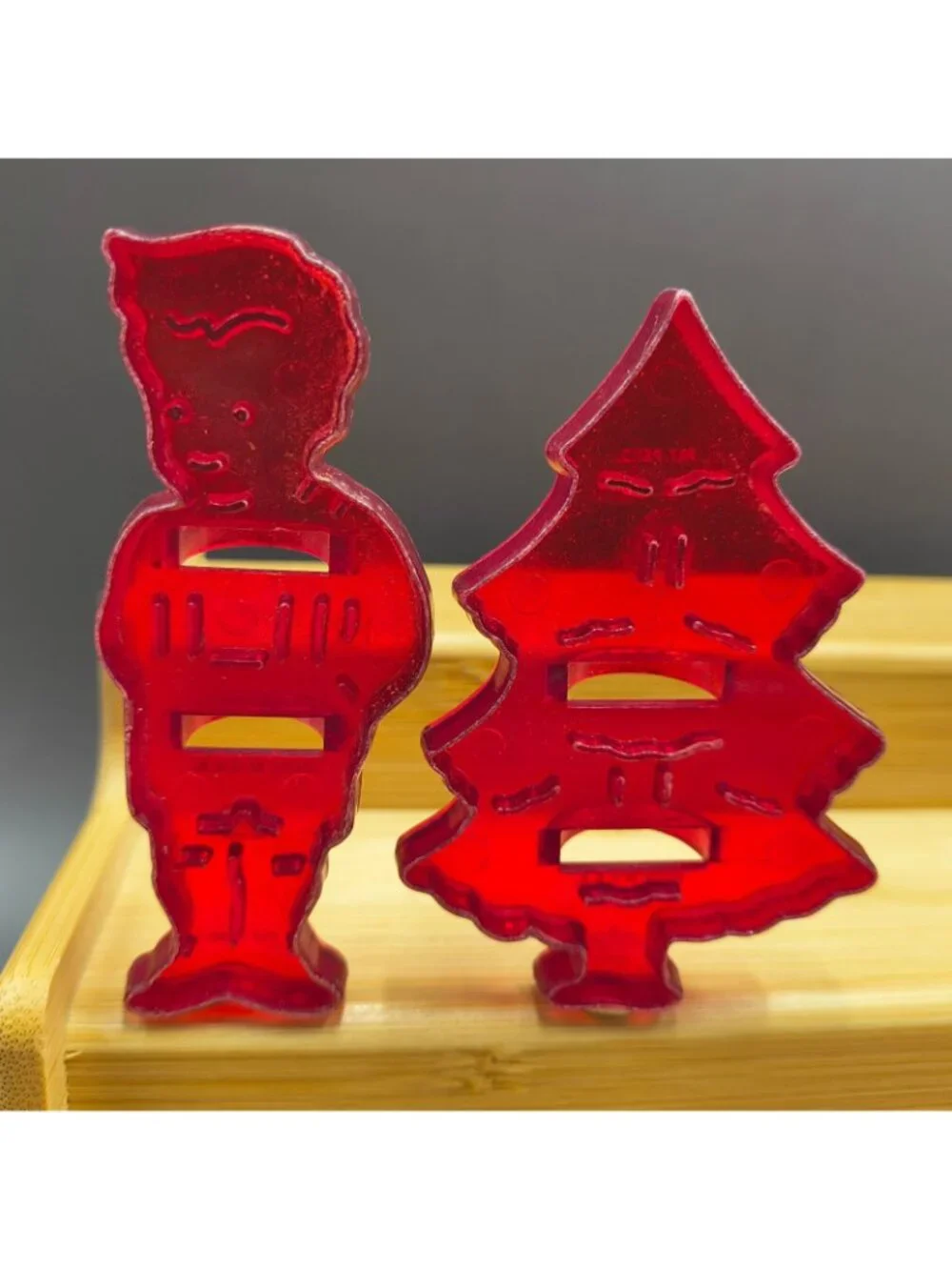 HRM Vtg Design Cookie Cutter - Hansel Gretel Wicked Witch Gingerbread House Tree